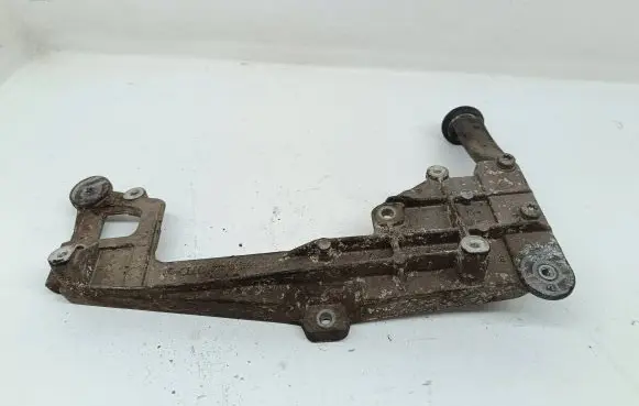 Audi A3 S3 8P Engine mounting bracket 03G131159