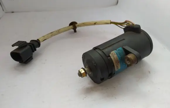Audi A6 S6 C5 4B Throttle position sensor 02891002254 028907475AB