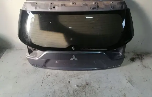 Mitsubishi Outlander Tailgate/trunk/boot lid