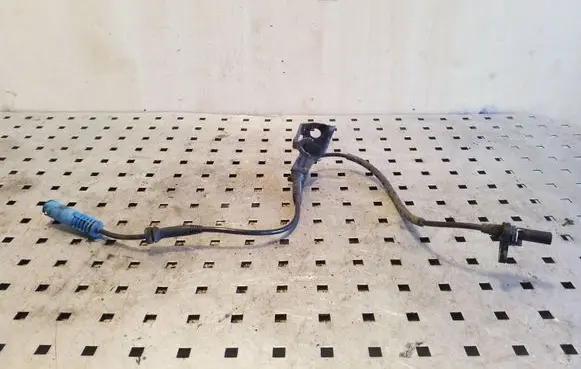 BMW X1 E84 ABS brake wheel speed sensor 9087059