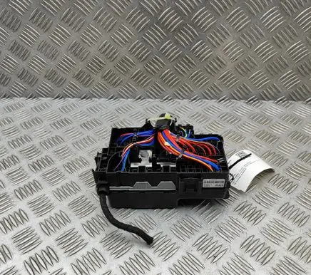 Volvo XC60 Fuse module 31384034