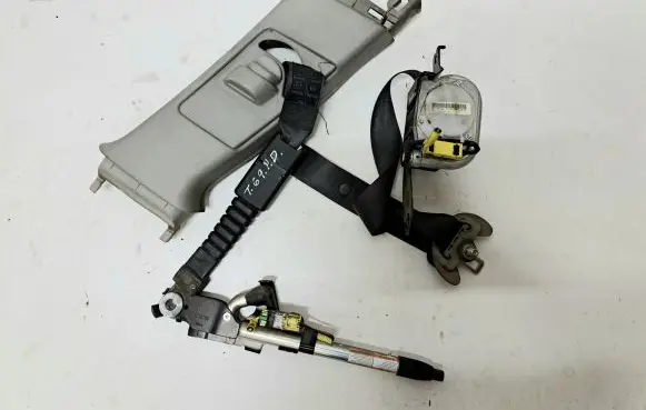 Honda Civic Front seatbelt