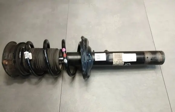Volkswagen Golf VII Front shock absorber/damper 5Q0412022KK