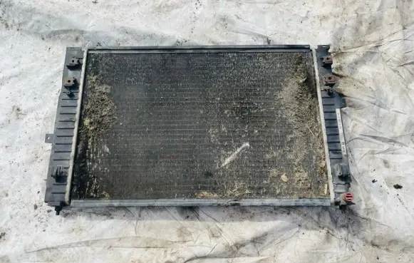 Volkswagen PASSAT B5 Coolant radiator