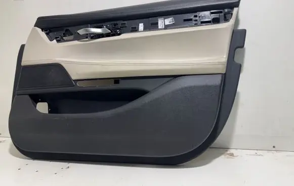 BMW 7 G11 G12 Front door card panel trim 77000205 V1A15414 6S77000205