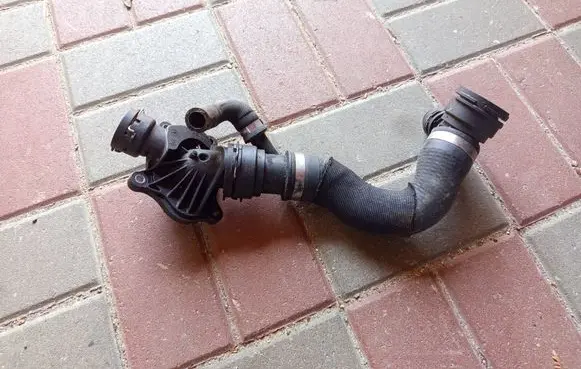 BMW X5 E70 Thermostat 