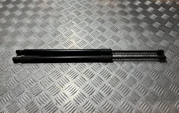 Nissan Qashqai J12 Tailgate strut PU19737