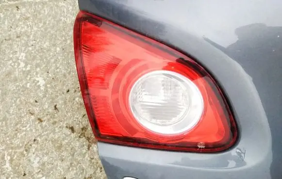 Nissan Qashqai Tailgate rear/tail lights