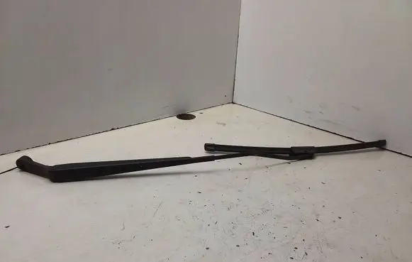 Suzuki Liana Windshield/front glass wiper blade 1509
