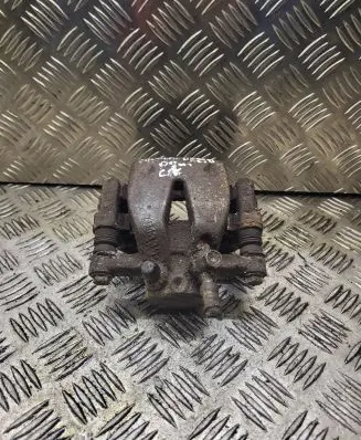 Toyota Corolla Verso AR10 Rear brake caliper