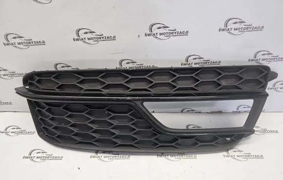 Audi A5 8T 8F Front bumper lower grill 8T0807682K