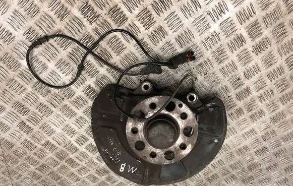 Citroen C4 Grand Picasso Front wheel hub