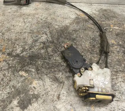 Subaru B9 Tribeca Rear door lock
