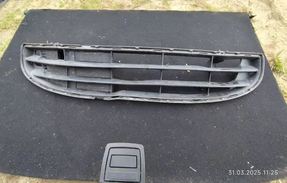 Mitsubishi Space Star Front bumper lower grill 6400D368 64003680 6400F1430
