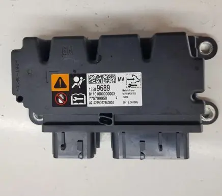 Opel Zafira C Airbag control unit/module 13589689