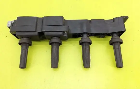 Peugeot 307 High voltage ignition coil 155032
