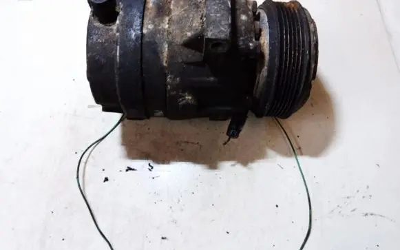 Renault Scenic I Air conditioning (A/C) compressor (pump) 6560630