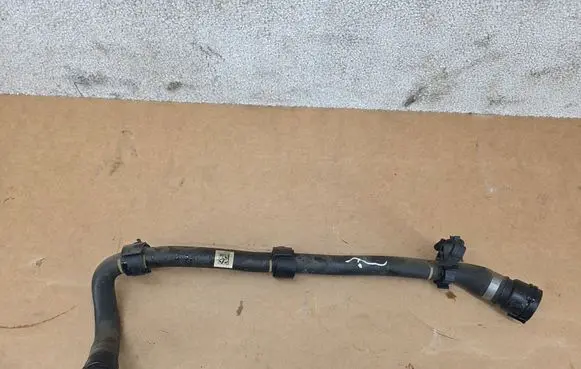 BMW 1 F20 F21 Engine coolant pipe/hose 8673993