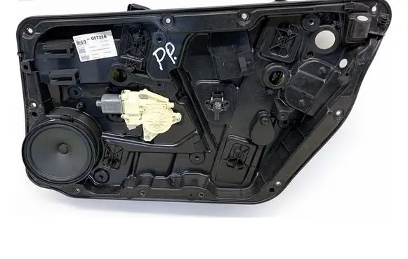 Mercedes-Benz A W176 Front door window regulator with motor