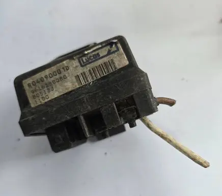 Peugeot 206 Glow plug pre-heat relay 9616280080 80513J