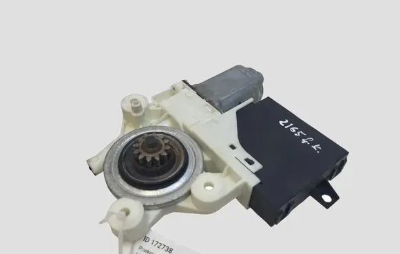 Volvo V50 Front door window regulator motor 30710147 992753106