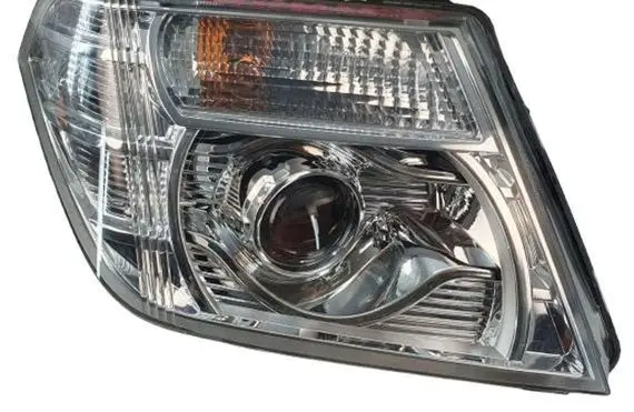 Nissan Navara D40 Headlight/headlamp 26010-5x10a