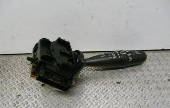 Toyota Corolla E110 Wiper control stalk 173738