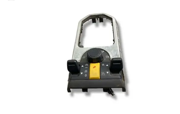 Land Rover Discovery 3 - LR3 Suspension ride height/mode switch YUD501590WUX 060330 YUD501590WU