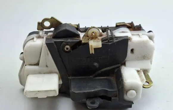Citroen C5 Front door lock
