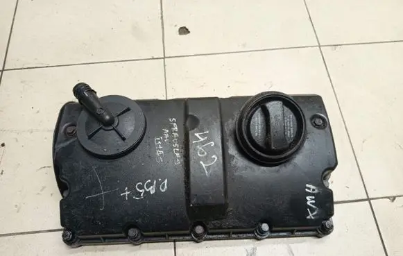 Volkswagen PASSAT B5.5 Rocker cam cover 038103475Q 038103469