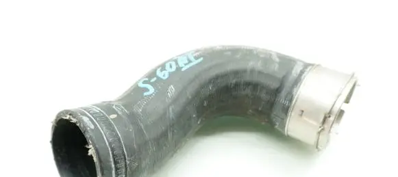 Volvo S60 Air intake hose/pipe 31657757