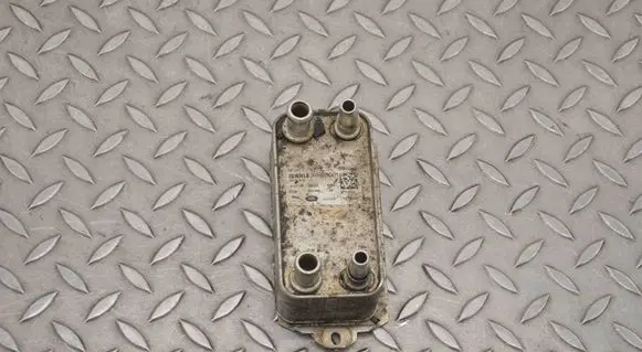 Land Rover Range Rover Velar Gearbox / Transmission oil cooler AW837A095AA X6003001
