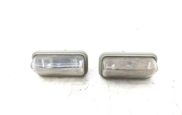 Toyota Corolla E120 E130 Number plate light