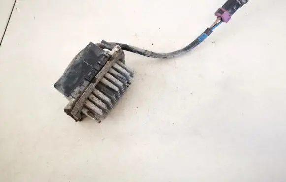 Heater blower motor/fan resistor