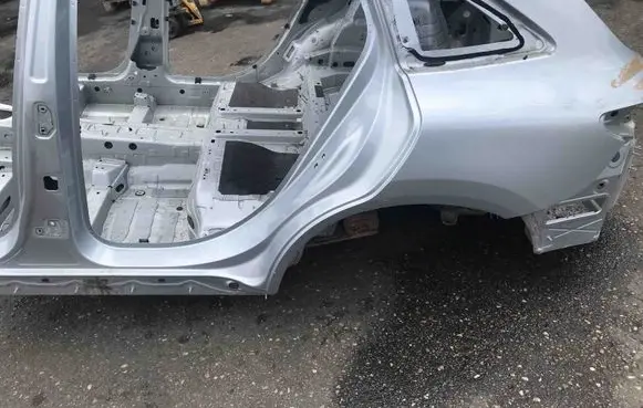 Mercedes-Benz EQC Rear quarter panel 