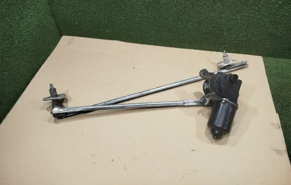 Mitsubishi Pajero Front wiper linkage and motor 8492007352 MR388078
