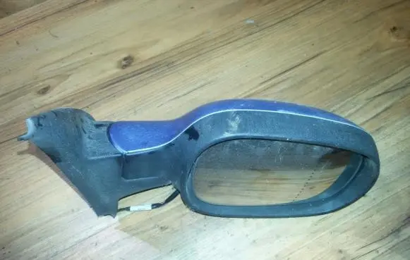 Nissan Micra Front door electric wing mirror e2011031
