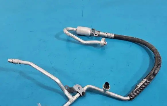 Ford Mondeo MK V Air conditioning (A/C) pipe/hose DS7H19N601GB IMPRK1565427