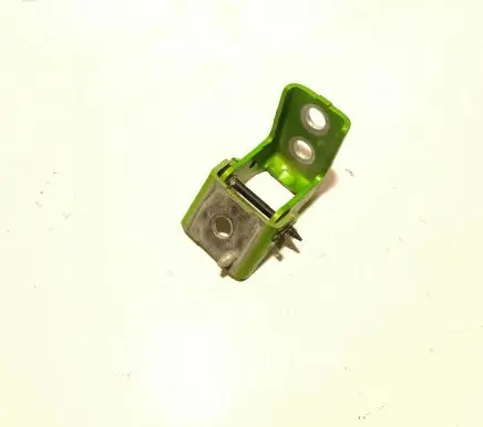 Opel Mokka B Rear door lower hinge 045S2