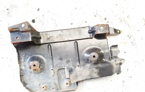 Volkswagen Golf III Battery box tray 