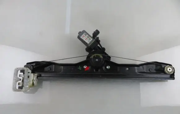 Front door window regulator with motor