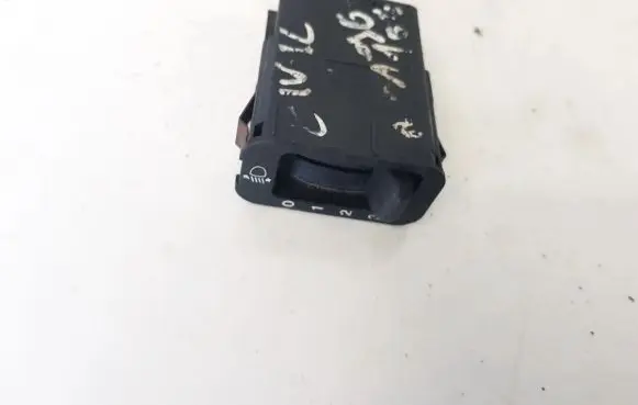 Honda CR-V Headlight level height control switch m10588