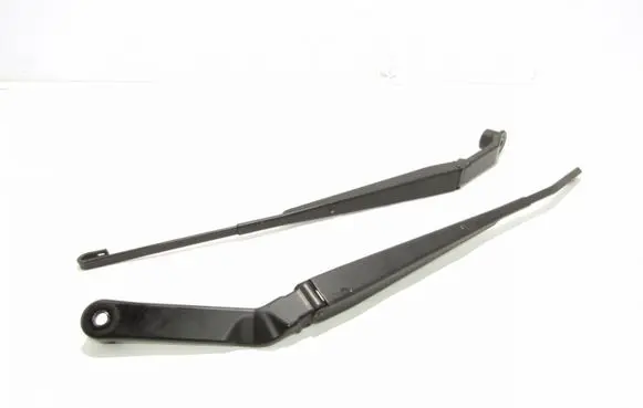 Mitsubishi Pajero Front wiper blade arm