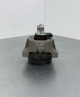 BMW X5 G05 Engine mount bracket 2987952