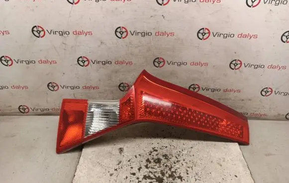 Volvo V70 Tailgate rear/tail lights 164391
