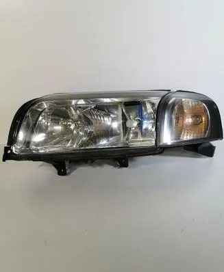 Volvo S80 Headlight/headlamp 89004438 8620470