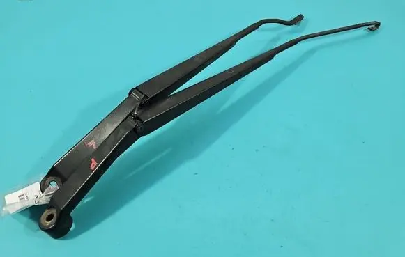 Suzuki Celerio Front wiper blade arm IMPRK1588000