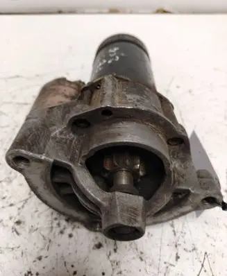 Peugeot 206 Starter motor D6RA109