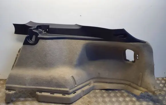 Trunk/boot lower side trim panel