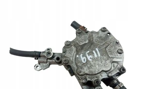 Volkswagen PASSAT B5.5 Vacuum pump 038145209